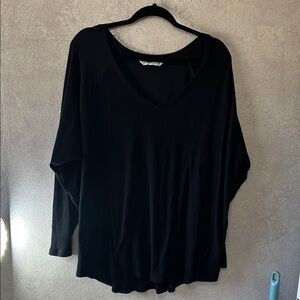 Sonoma Women's Black Long Sleeve V-Neck Top